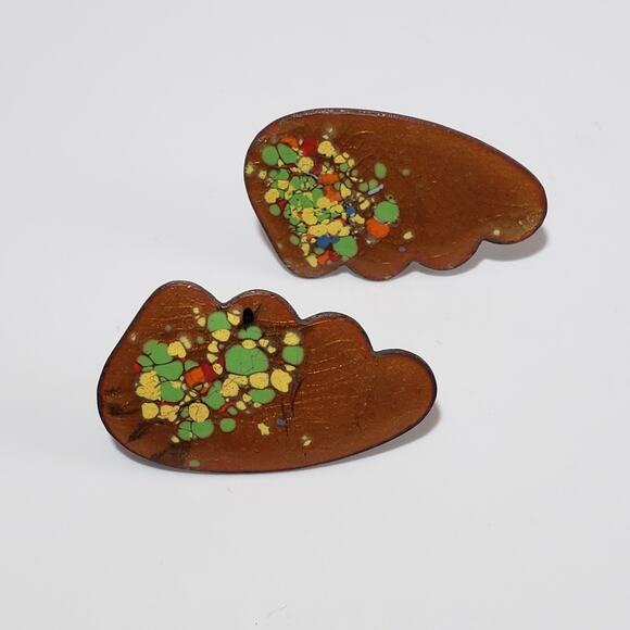 🌻3 for $18 Vintage Resin Screw Back Earrings - Picture 2 of 4